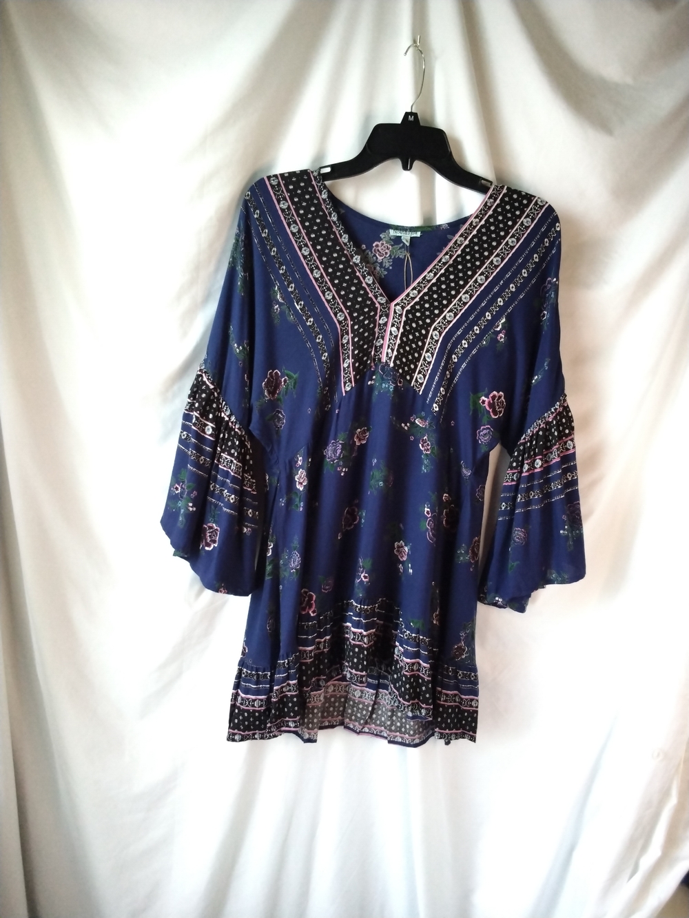 Nostalgia Navy Floral Bohemian V‑Neck Tunic
